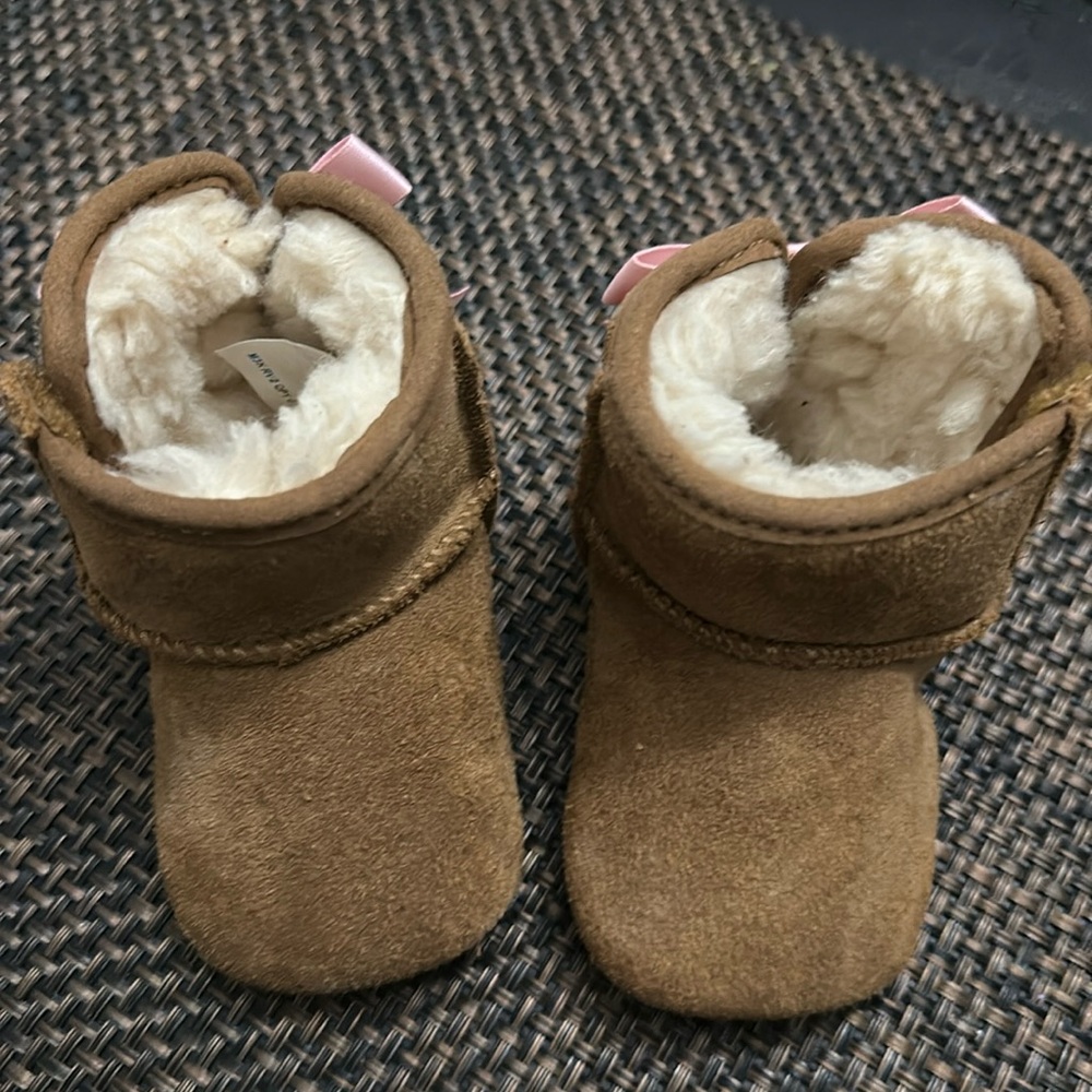 Ugg boots brown